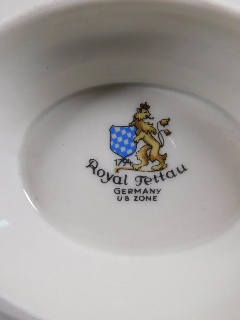 Royal Tettau Gravy Boat with Attached Underplate in Martha Washington # 26112